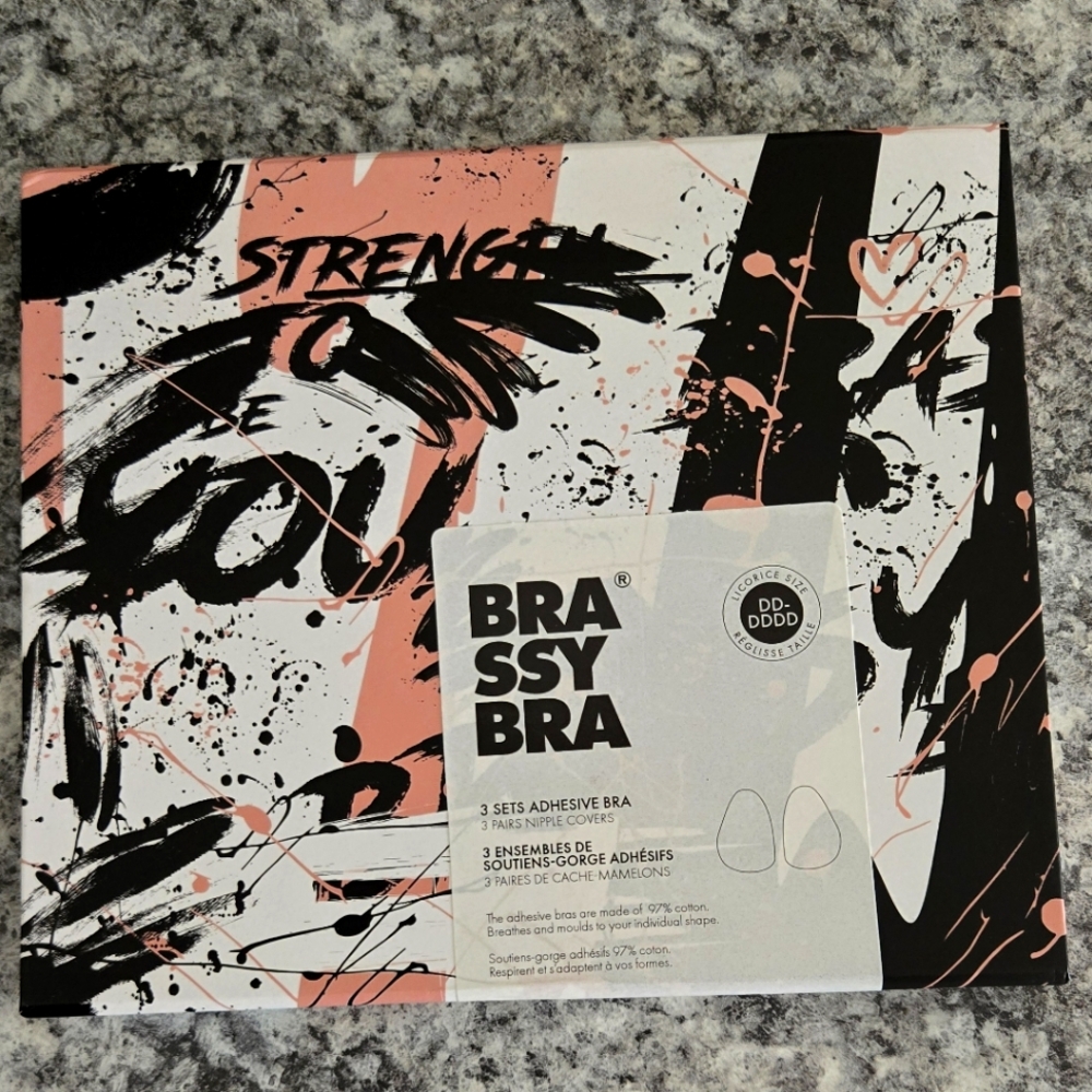 Brassy Bra LIQUORICE Invisible Breast Boob Tape & Nipple Cover Size DD/DDD NIB